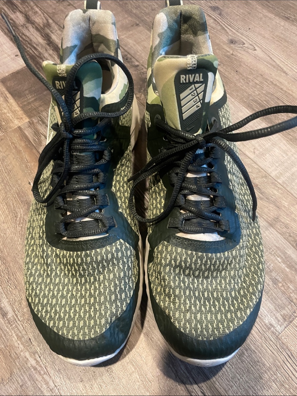 Nike Renew Men's Olive Green and Cammo Athletic Sneakers size 13 - Picture 4 of 7